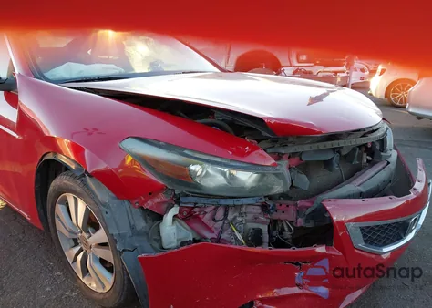 2010 Honda Accord 2.4 Ex-L from USA, damaged, VIN 1HGCS1B83AA019168